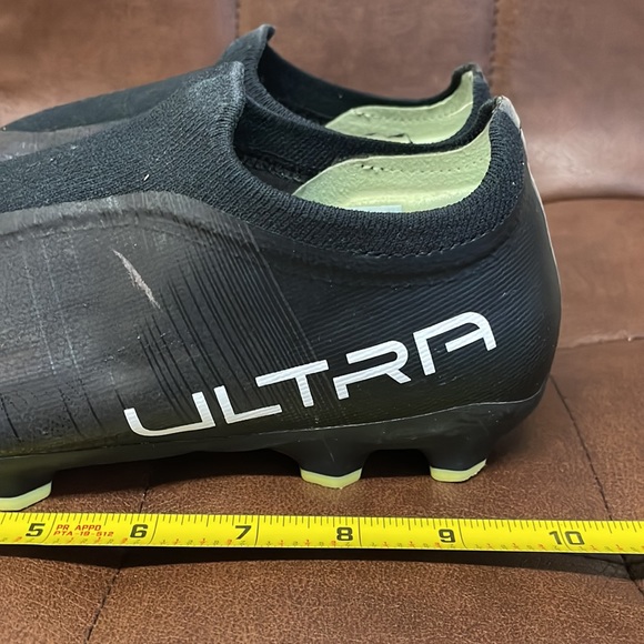 Puma Ultra FG Soccer Cleats - Picture 2 of 13